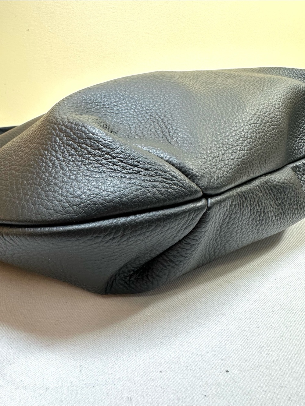 A.P.C. “Le Niege” Black grained leather Hobo Bag NWOT Retails $550 - Picture 11 of 15